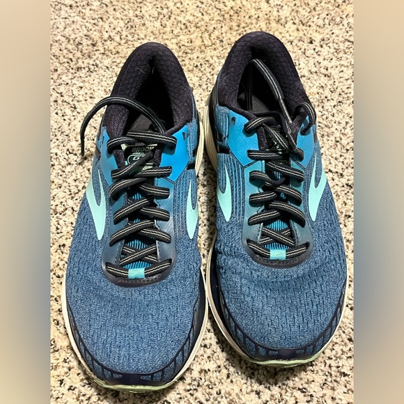 Brooks  women’s Adrenaline 18 GTS size 9 WIDE - Picture 3 of 6